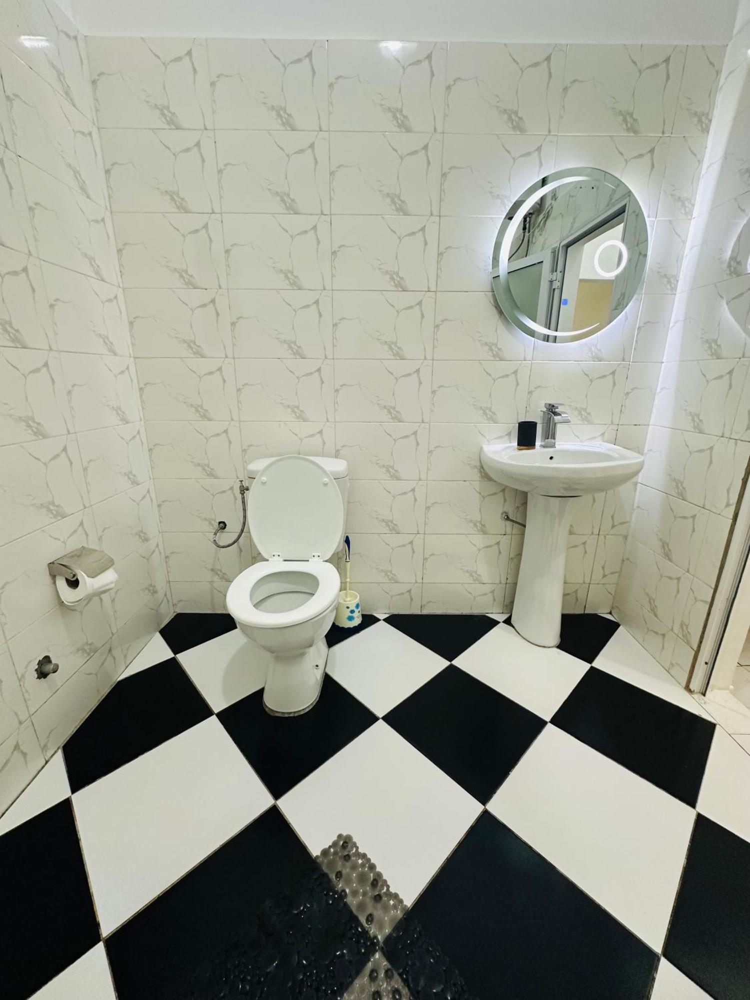 Ad Home Ломе Экстерьер фото