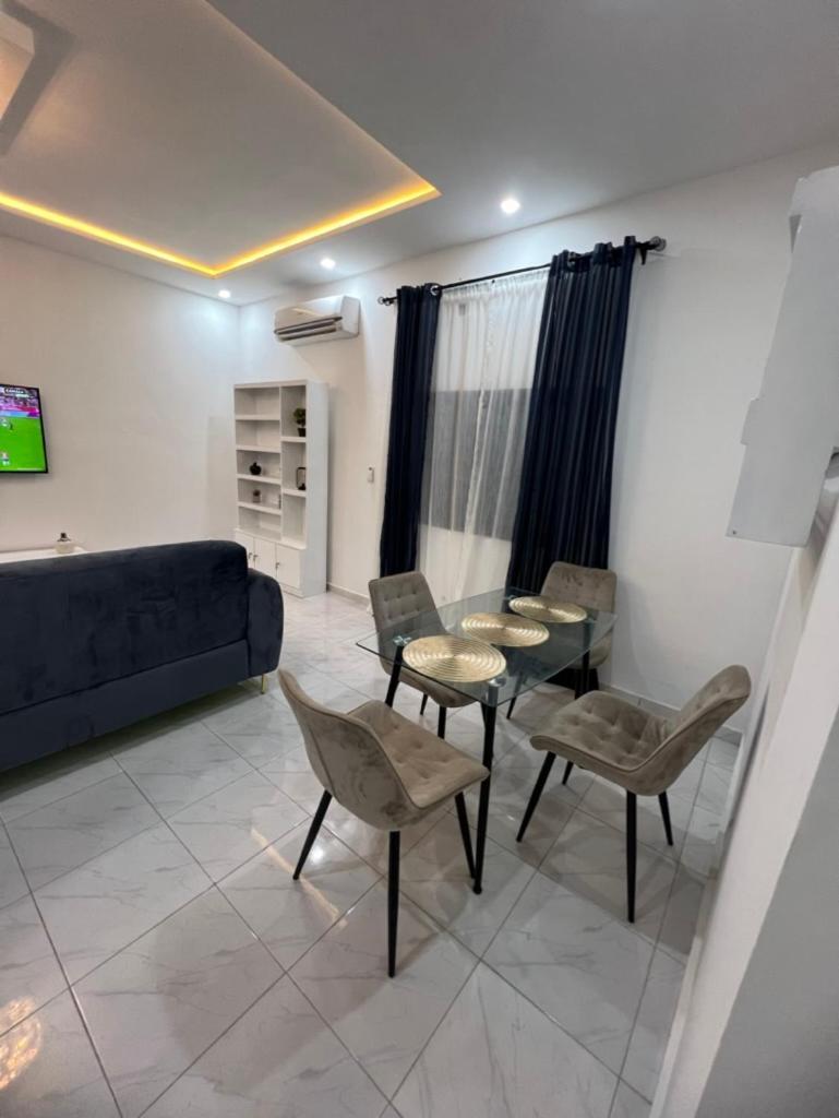 Ad Home Ломе Экстерьер фото